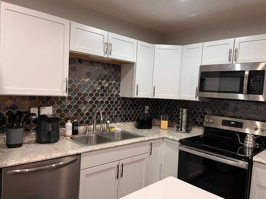 Healing Haven King Bed Suite Dallas Exterior photo