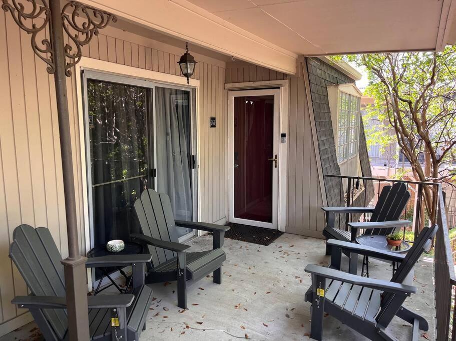 Healing Haven King Bed Suite Dallas Exterior photo